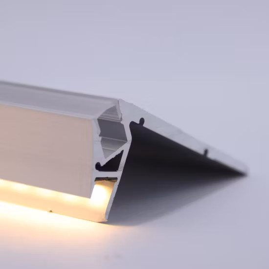 China Top Extrusão de alumínio Perfil LED Janelas Portas Extrusão de canto LED anodizado